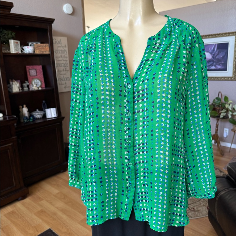 Old Navy sheer green, blue & white 3/4 sleeves Vneck blouse-size XL